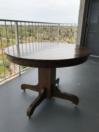 Antique 42 " Round Dark Oak Table
