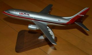 Vintage 1/100 Pacific Miniatures Usair Boeing 737 - 300 Desktop Airplane Model
