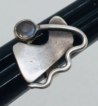 Sam Kramer Vintage Sterling Silver & Moonstone Modernist Ring Size 5.  5