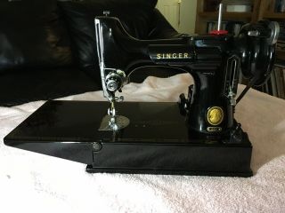 Antique Vintage Singer 221 Featherweight Portable Sewing Machine