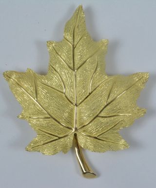 Tiffany & Co.  18k Gold Maple Leaf Brooch Pin Yellow 750 / 9.  65 G