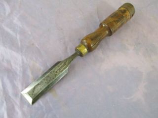 Vintage Thos Ibbotson & Co 1 Inch Wide Chisel With Tapered Sides