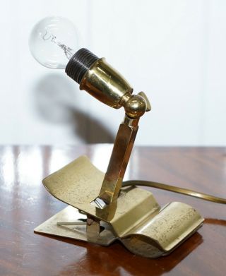 STUNNING VINTAGE BRASS CLIP ON LIGHT WITHOUT SHADE,  GREAT FOR WORK STUDY 2