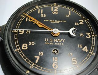 Chelsea Clock Co.  WWII WW2 US NAVY Ship Clock - Navy SN 4527 E - Runs 12/24 Hr. 3