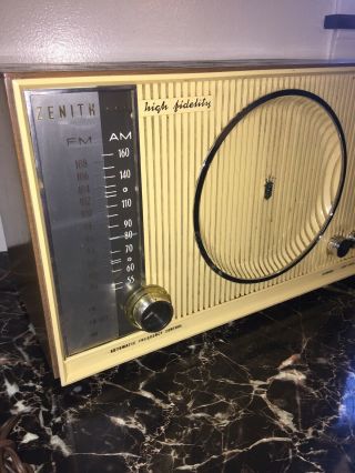 Vintage Zenith AM/FM Tube High Fidelity Radio Model C845L 2
