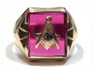 Vintage Men’s 10k Yellow Gold Masonic Freemason Ring - Size 10