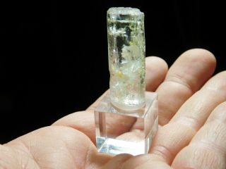 A Big Very Well Formed 100 Natural Heliodor Beryl Crystal From Brazil 1.  71 E