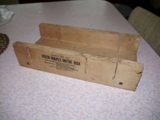 Vintage Durall Rock Maple Mitre Box And Saw,  No.  116,  Yonkers Ny