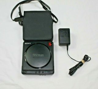 Vintage 1988 Sony Discman D - 4 CD Compact Disc Player w/ AC Adapter,  OEM Case 3