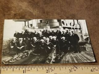 Wwi Photograph Navy Sailors Group Photo Anchor Chain Gun Uss Kearsarge Bb - 5