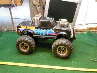 Kyosho Big Boss - Vintage Rc Monster Truck Need One Wheel Knuckle Repaired