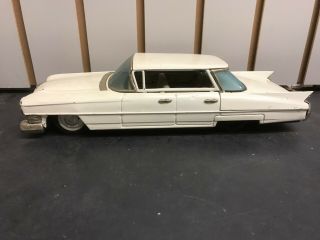 Vintage Bandai Sign Of Quality 1960 Cadillac Tin Friction Car Japan White