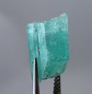 6.  90 Ct Colombian Emerald Crystal - Muzo Mining District,  Colombia
