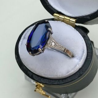 Antique 9ct Gold & Platinum Sapphire Ring set with Diamonds.  Size UK O US 7.  25 3