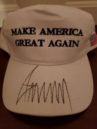 2016 Campaign Donald Trump Signed Hat Make America Great Again