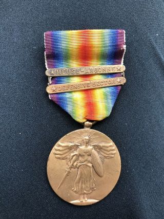 World War One Victory Medal With 2 Bars Rare