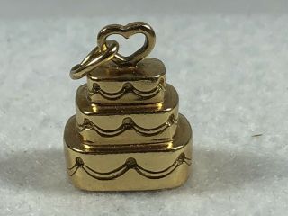 18k Gold Tiffany & Co Wedding Cake Charm/Pendant Vintage,  Rare & Retired 2
