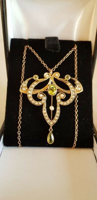 Antique 9ct Gold Pendant & Chain.  Set With Peridot Gemstones & Seed Pearls.  C1890