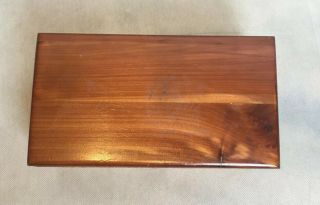 Vintage Lane Cedar Wooden Keepsake Box Small 9x5x3.  5” Wood Chest No Key 2