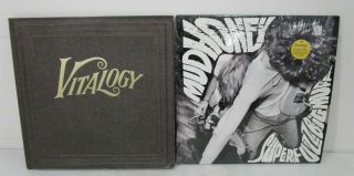 2 Lp Vinyl: Mudhoney Superfuzz Big Muff Sub Pop Sp21 & Pearl Jam Vitalogy