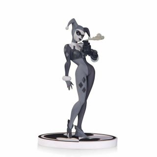Dc Collectibles Batman Black And White Harley Quinn By Bruce Timm Second Edition