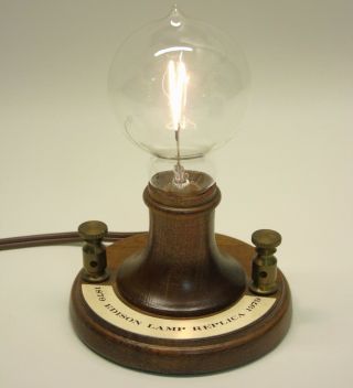 Vintage Thomas Alva Edison Anniversary Filament Tip Bulb Night Light Desk Lamp