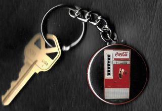 Coca - Cola Machine Coke Keychain Key Chain 1960 