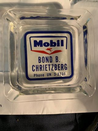 Mobil Gas Ash Tray Bond B Chrietzberg