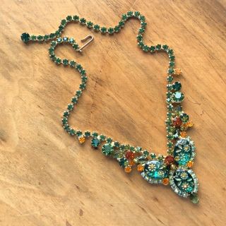 Juliana D&e Vintage Carved Emerald Green Rhinestone Flower Necklace Book Piece