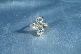 ANTIQUE FRENCH VICTORIAN 18K GOLD OLD CUT DIAMOND ' TOI ET MOI ' RING 3