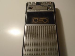 Vintage General Electric 3 - 5105g Ac/battery Operated Cassette Recorder