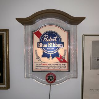 Vintage Advertising Pabst Blue Ribbon Beer Light Up Bar Sign