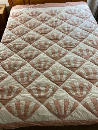 Stunning Vintage Handmade Grandmothers Fan Quilt 85 " X 83 " Thick And Warm