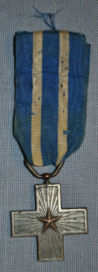Wwi Italian War Merit Cross Medal