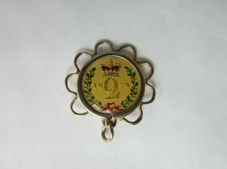Vintage 9ct.  Gold Pendant / Charm With Enamelled Maundy Silver 2d Coin