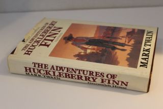 The adventures of Huckleberry Huck Finn Book Vintage 1981 Mark Twain Hard Cover 2