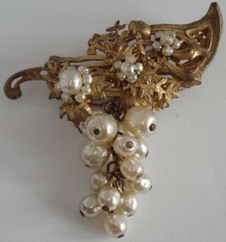 Vintage Miriam Haskell Gold Gilt Brass Baroque Pearl Dangle Brooch
