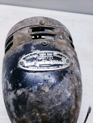 Vintage FEDERAL Sign & Signal 12V Bullet SIREN / FIRE POLICE Rat Rod 0 2