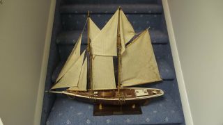Vintage Sailing Ship Model Schooner Bluenose Nautical Wood