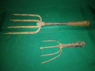 Vintage 4 - 5 Pronged Barbed Trident Gaff Frog Fish Spear Heads