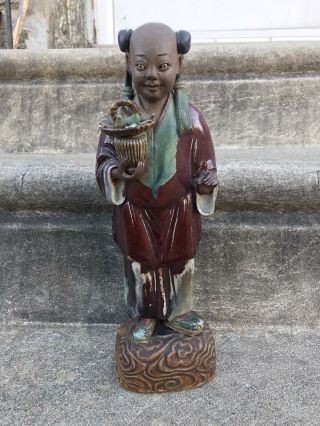 Stunning Shiwan Chinese Vintage pottery Figurine 3 2