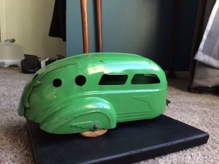 Wyandotte Toys 1930`s Pressed Steel Green Air Stream Camper Trailer Black Tires