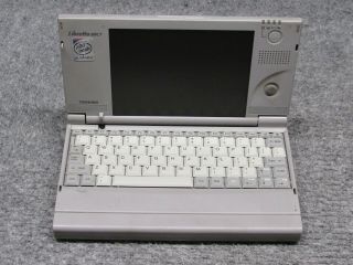 Vintage Toshiba Libretto 50 6.  1 " Laptop Intel Pentium 75mhz 16mb Ram No Hdd