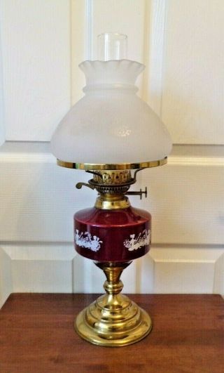 A Very Pretty Decorative Duplex Oil Lamp With Frosted Glass Shade Order