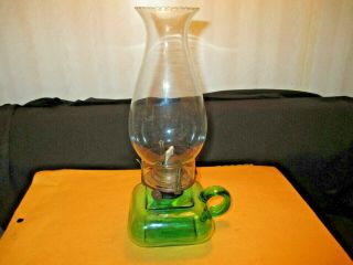 Antique Square Green Finger Oil Lamp