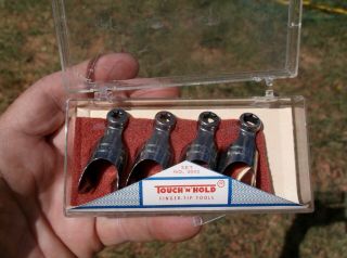 Vintage Touch - N - Hold Finger Tip Wrench Set No.  2000 Made In Usa
