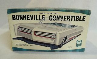 Look Mpc 1966 Pontiac Bonneville Convertible 1/25 Model Car Kit