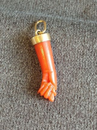 Vintage 750 18k Yellow Gold Carved Coral Figa Fist Good Luck Pendant Charm