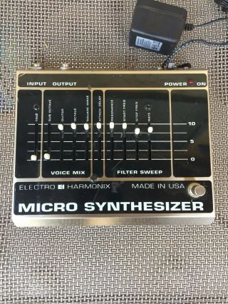 Micro Synthesizer Vintage With Power Supply