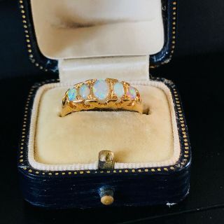 Antique,  Art Deco 18ct,  18k,  750 Gold Five Stone Fiery Opal Ring,  Dated 1915